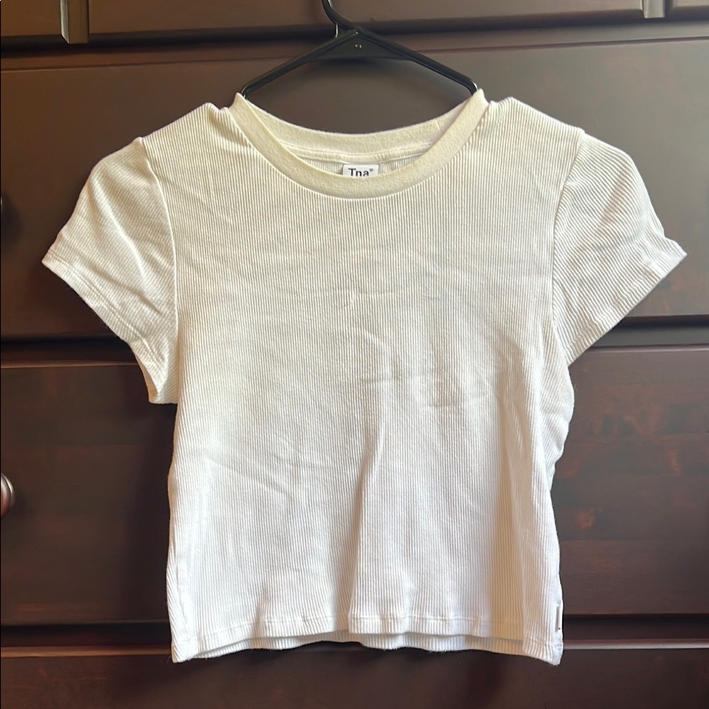 Aritzia White Ribbed Shirt